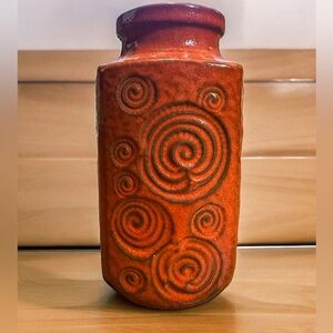 Ceramic West Germany 282-20 Spiral Pattern Vase “8in” Tall